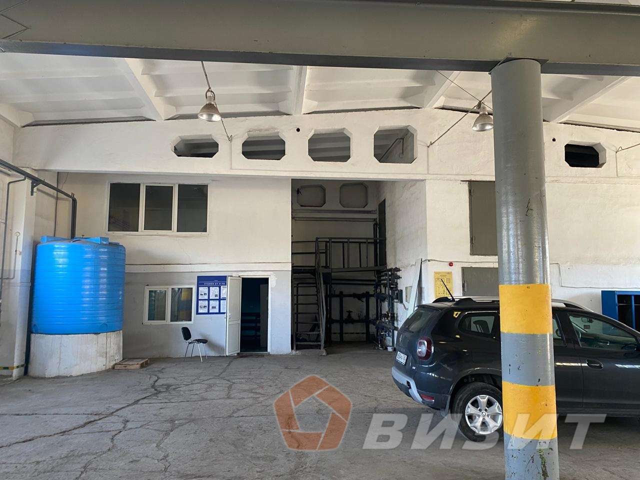 Продажа коммерческой недвижимости, 700м <sup>2</sup>, Новокуйбышевск, Промышленная 2-я улица,  7