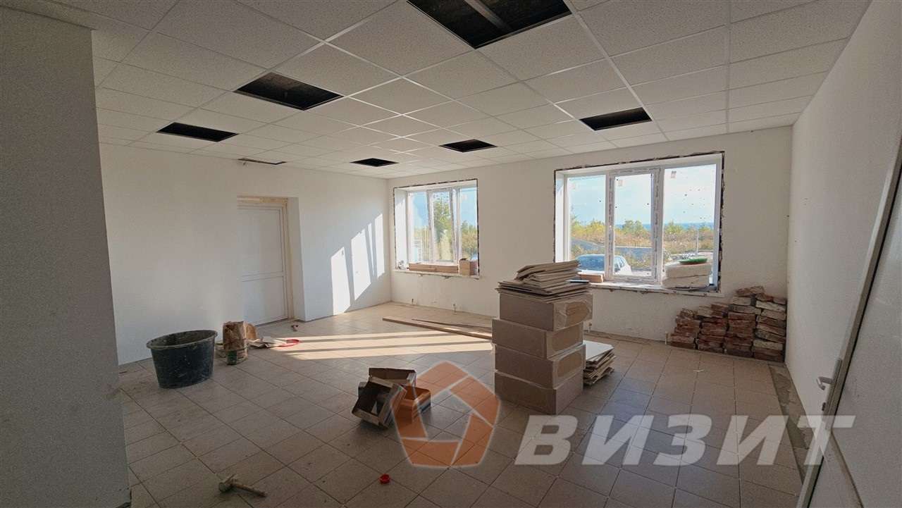 Продажа коммерческой недвижимости, 285м <sup>2</sup>, Самарская, улица Строителей,  11