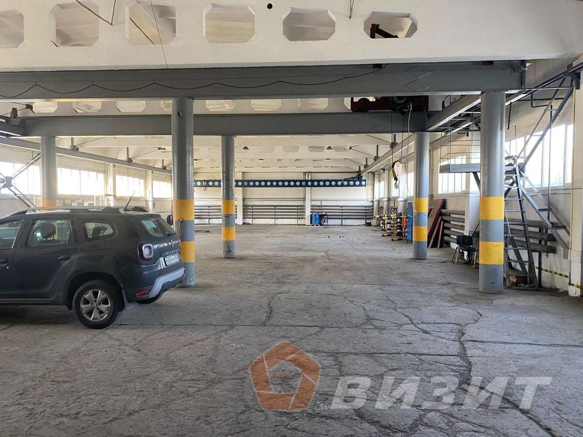 Продажа коммерческой недвижимости, 700м <sup>2</sup>, Новокуйбышевск, Промышленная 2-я улица,  7