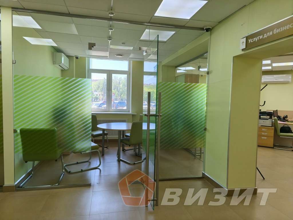 Аренда коммерческой недвижимости, 272м <sup>2</sup>, Новокуйбышевск, Молодежная улица,  1