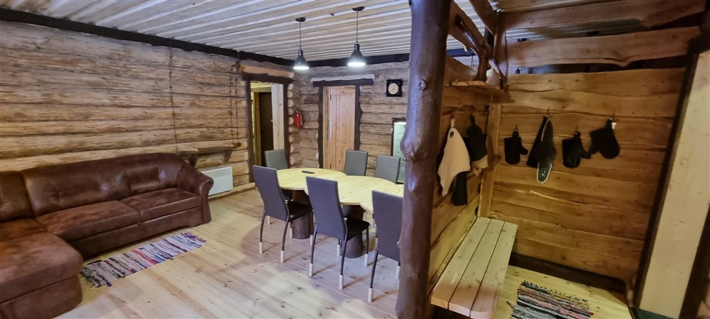 Продажа коммерческой недвижимости, 1700м <sup>2</sup>, Жигули, Советская улица,  116