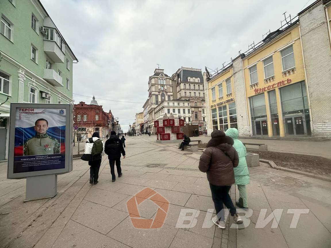 Продажа коммерческой недвижимости, 1300м <sup>2</sup>, Самара, Ленинградская улица,  68