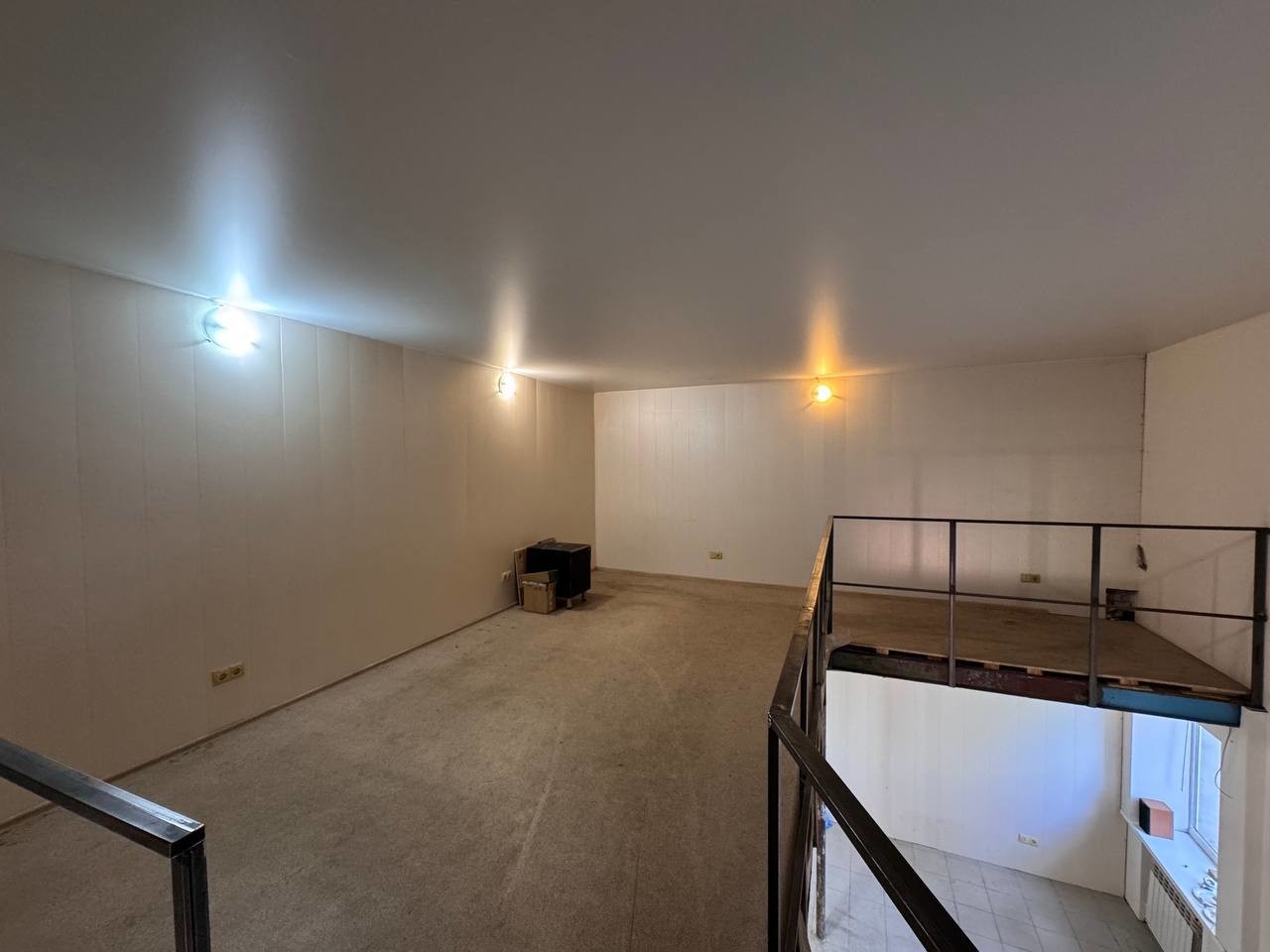 Аренда коммерческой недвижимости, 90м <sup>2</sup>, Самара, Новоурицкая улица,  12к5