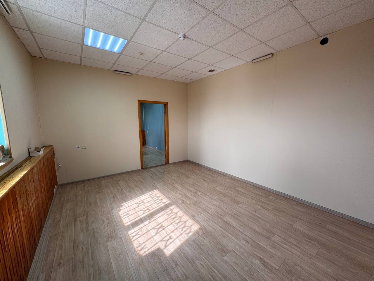 Аренда коммерческой недвижимости, 33м <sup>2</sup>, Самара, Клиническая улица,  210