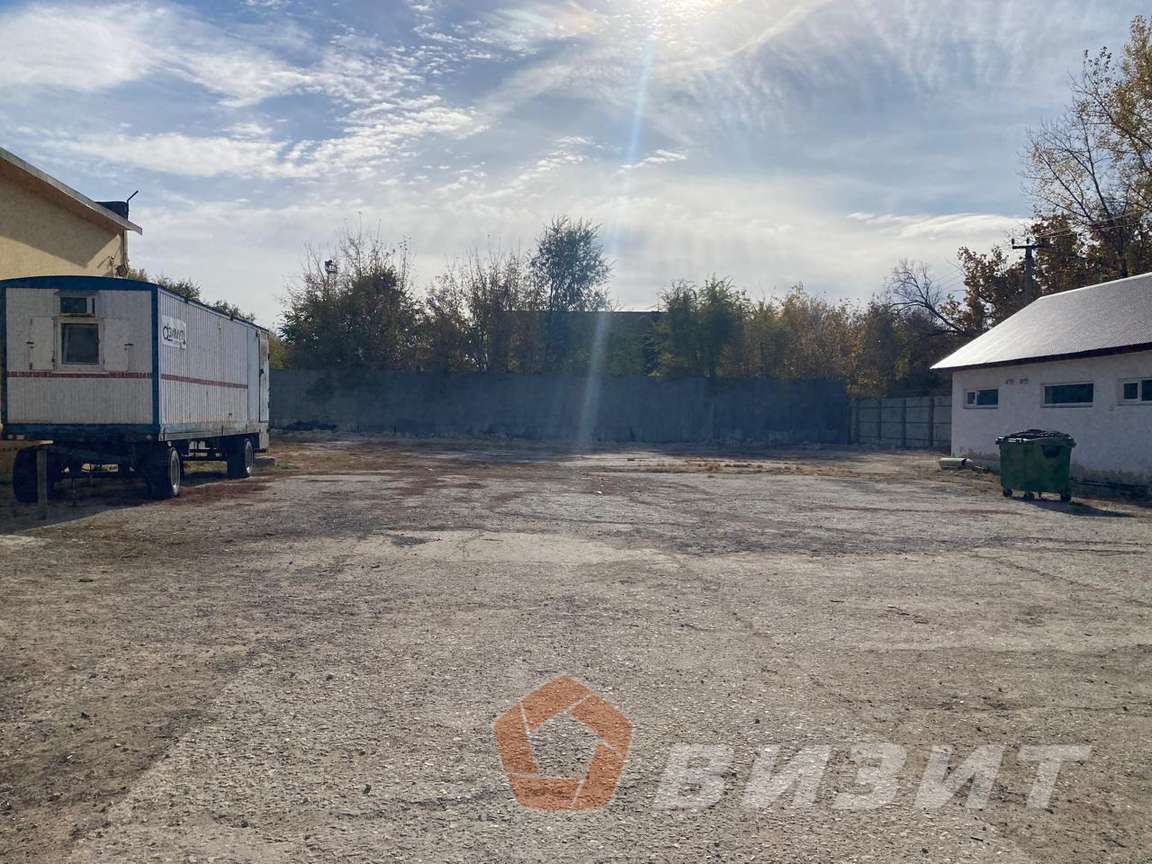 Продажа коммерческой недвижимости, 700м <sup>2</sup>, Новокуйбышевск, Промышленная 2-я улица,  7