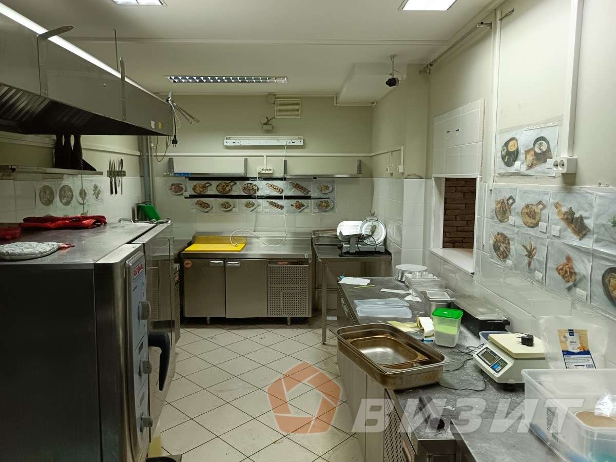 Аренда коммерческой недвижимости, 400м <sup>2</sup>, Самара, Ново-Вокзальная улица,  61в