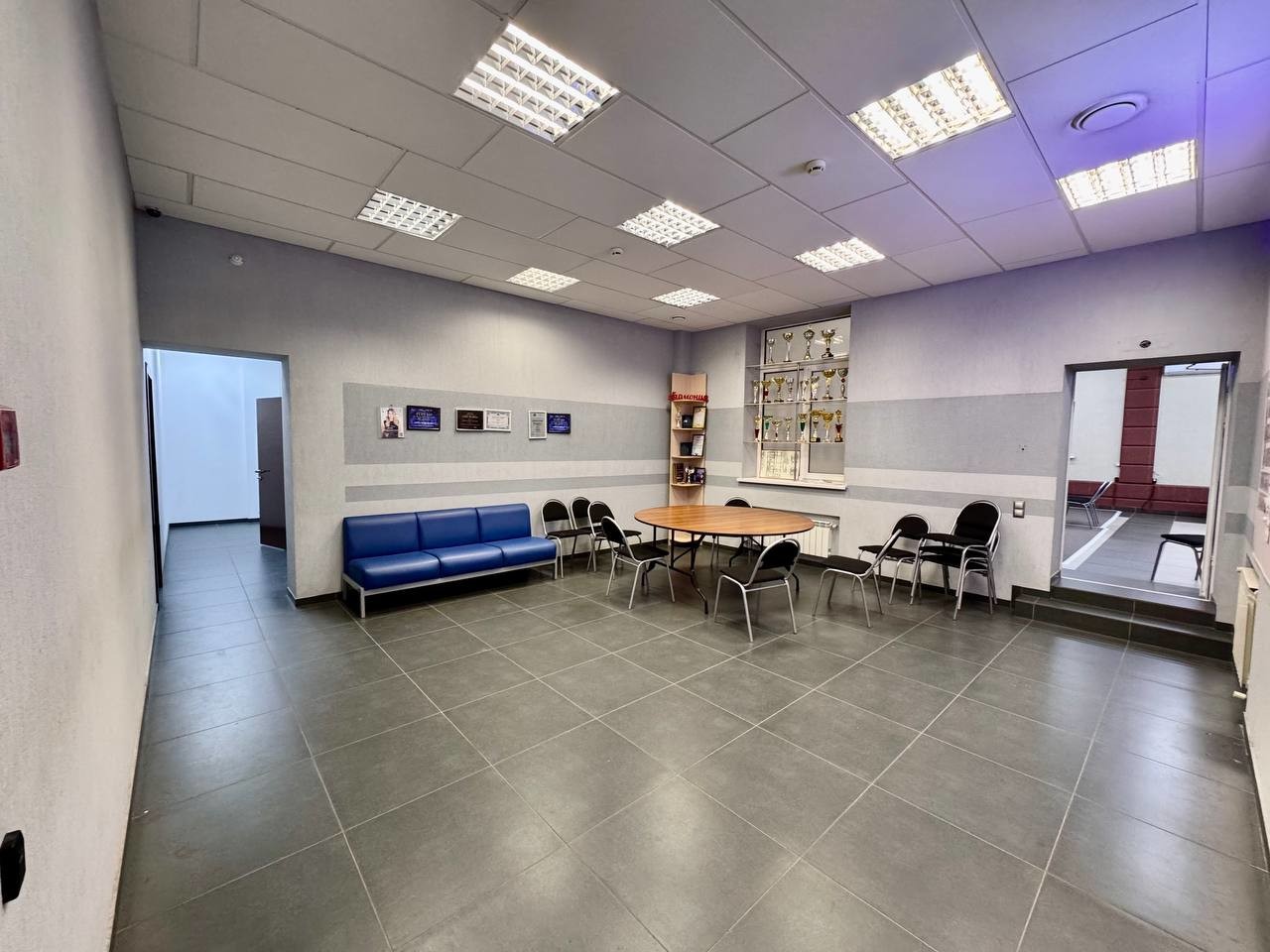 Аренда коммерческой недвижимости, 370м <sup>2</sup>, Самара, Гагарина улица,  1а