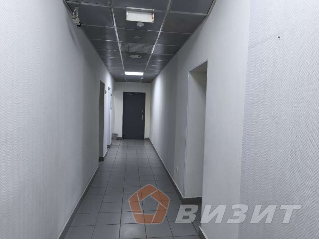 Аренда коммерческой недвижимости, 272м <sup>2</sup>, Новокуйбышевск, Молодежная улица,  1