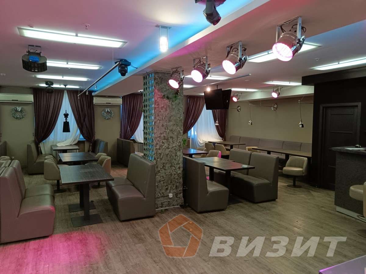 Аренда коммерческой недвижимости, 400м <sup>2</sup>, Самара, Ново-Вокзальная улица,  61в