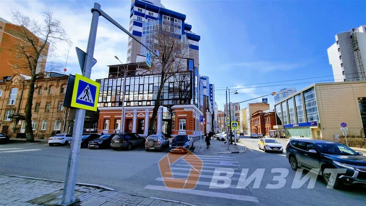 Продажа коммерческой недвижимости, 818м <sup>2</sup>, Самара, Молодогвардейская улица,  143