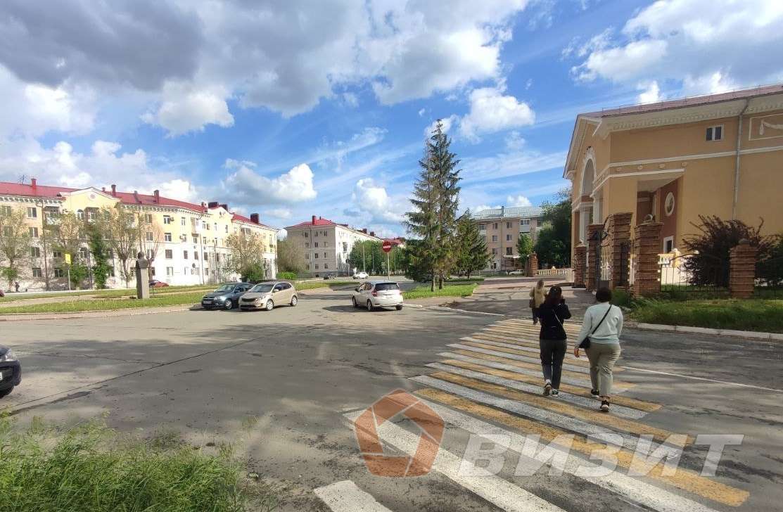 Аренда коммерческой недвижимости, 90м <sup>2</sup>, Новокуйбышевск, Коммунистическая улица,  38