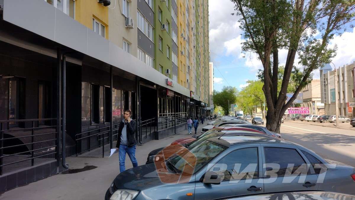 Продажа коммерческой недвижимости, 77м <sup>2</sup>, Самара, Революционная улица,  70