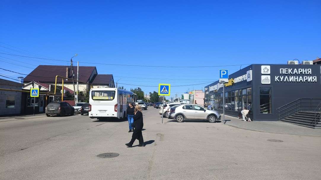 Аренда коммерческой недвижимости, 200м <sup>2</sup>, Кинель, Октябрьская улица,  63а