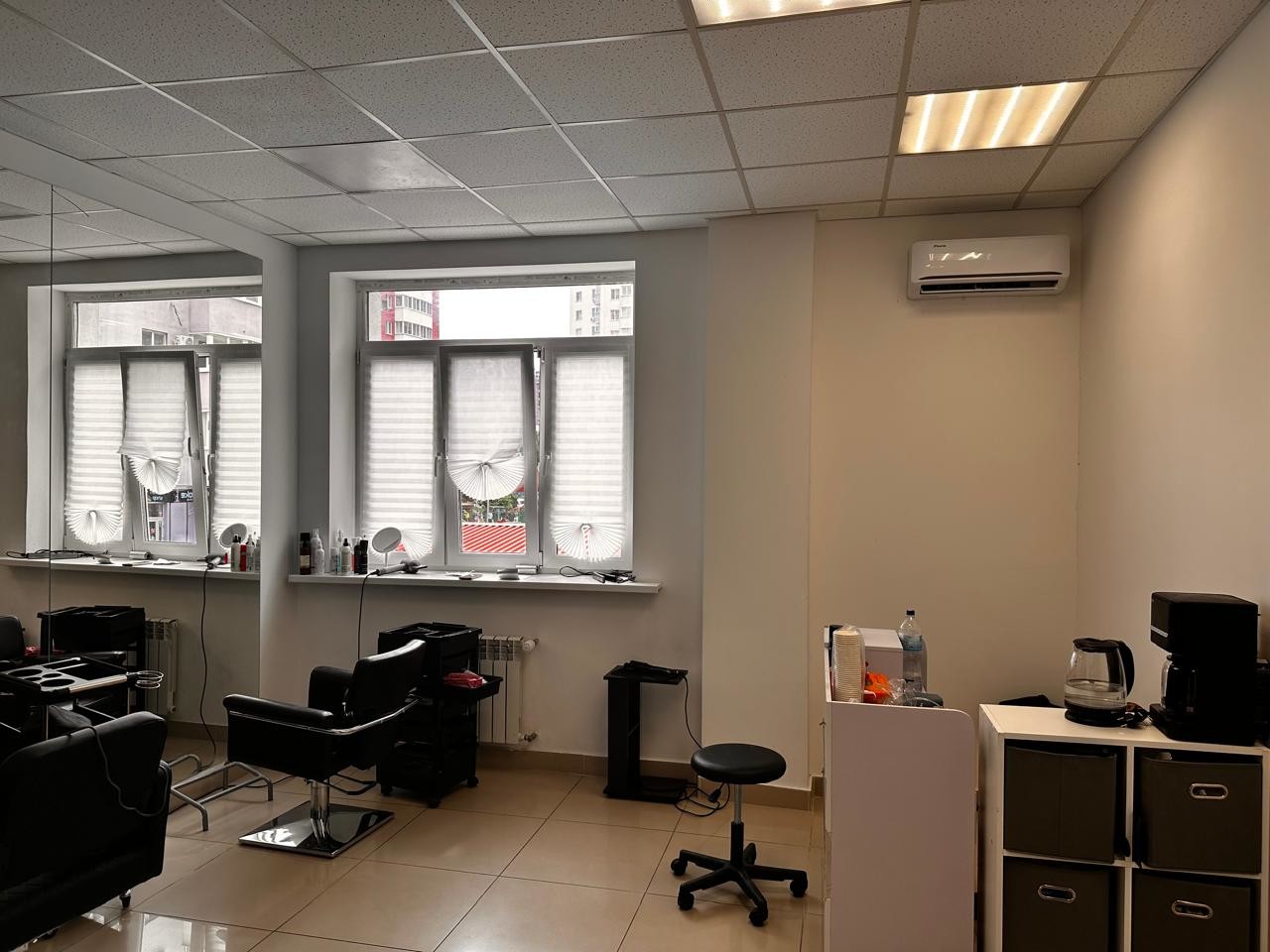 Продажа коммерческой недвижимости, 28м <sup>2</sup>, Самара, Солнечная улица,  20