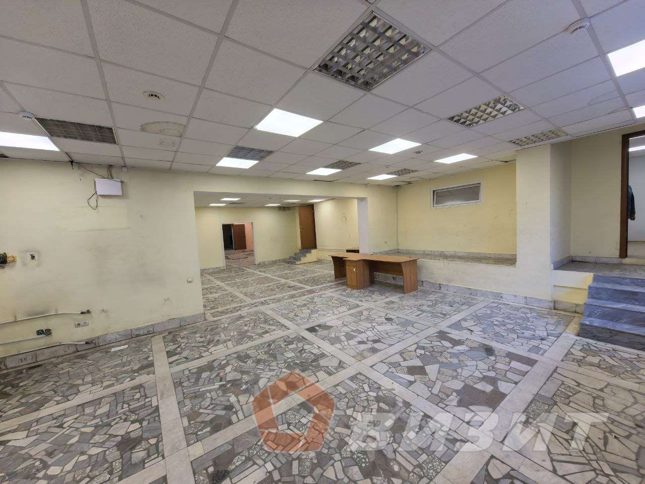 Аренда коммерческой недвижимости, 240м <sup>2</sup>, Самара, Бобруйская улица,  89