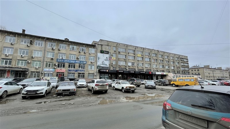 Продажа коммерческой недвижимости, 485м <sup>2</sup>, Самара, Чернореченская улица,  21