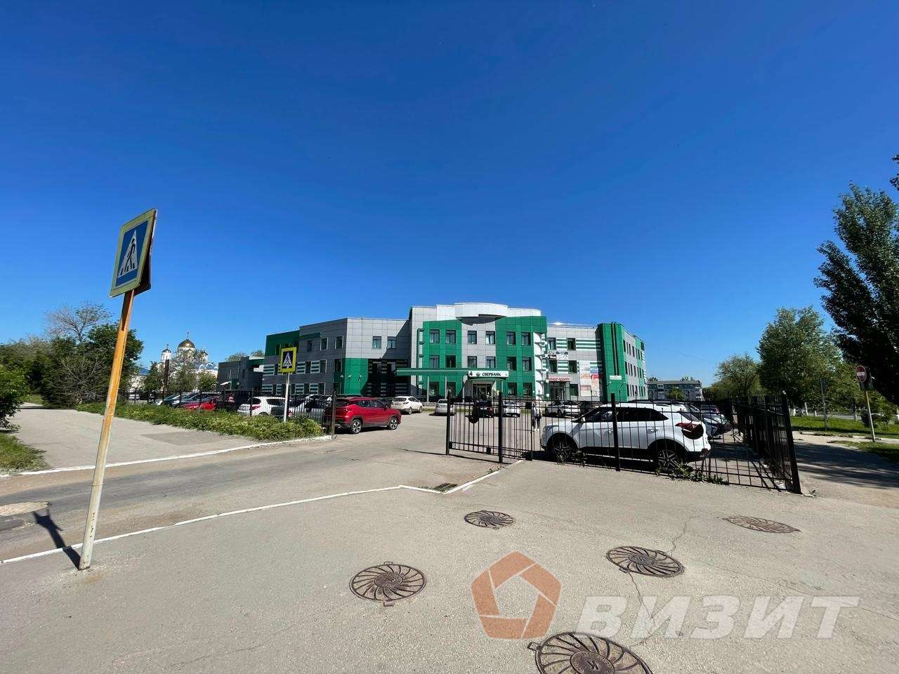 Аренда коммерческой недвижимости, 272м <sup>2</sup>, Новокуйбышевск, Молодежная улица,  1