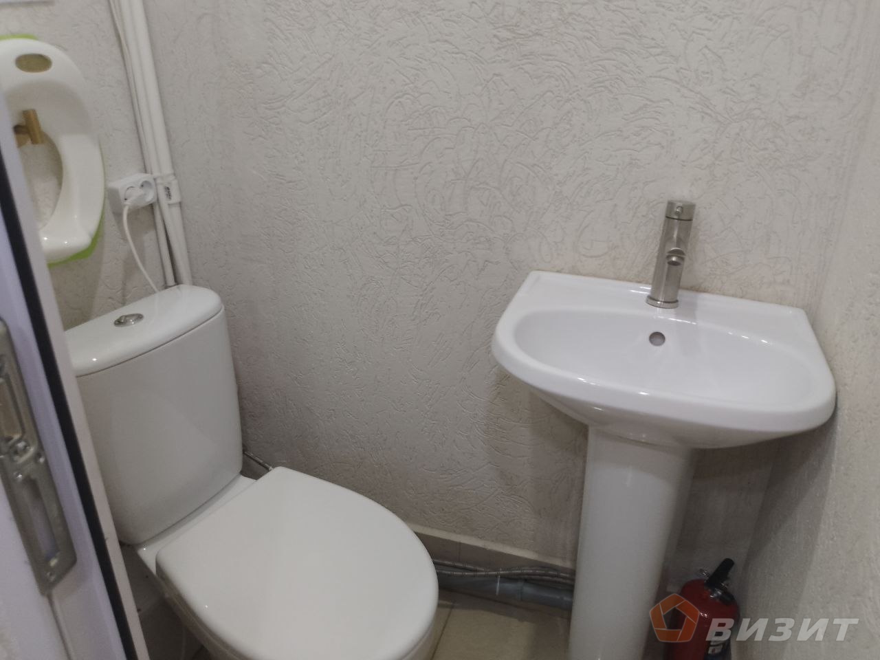 Продажа коммерческой недвижимости, 12м <sup>2</sup>, Самара, Демократическая улица,  2Б