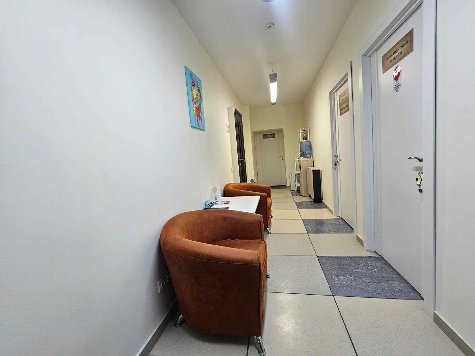 Продажа коммерческой недвижимости, 215м <sup>2</sup>, Самара, Ленина проспект,  2А