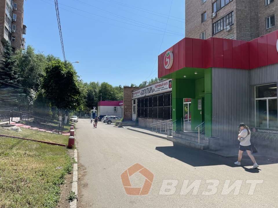 Продажа коммерческой недвижимости, 238м <sup>2</sup>, Самара, Юных Пионеров проспект,  146