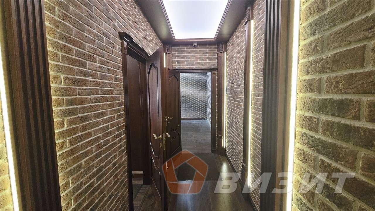 Аренда коммерческой недвижимости, 180м <sup>2</sup>, Самара, Молодогвардейская улица,  176