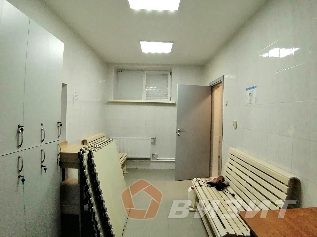 Аренда коммерческой недвижимости, 300м <sup>2</sup>, Самара, 3-я просека,  250