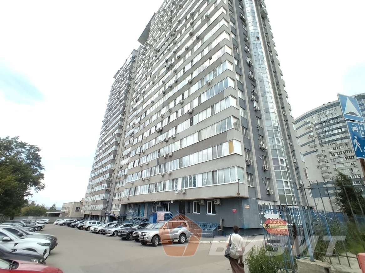 Аренда коммерческой недвижимости, 243м <sup>2</sup>, Самара, Ново-Садовая улица,  106М