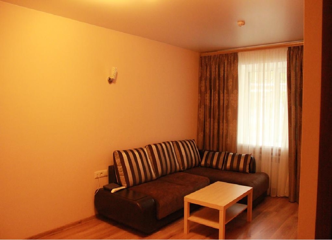 Продажа коммерческой недвижимости, 209м <sup>2</sup>, Самара, Артиллерийская улица,  36