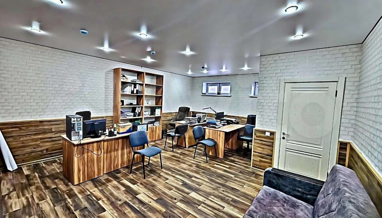 Аренда коммерческой недвижимости, 1433м <sup>2</sup>, Чапаевск, Артиллерийская улица,  7