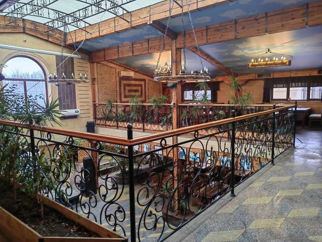 Аренда коммерческой недвижимости, 1300м <sup>2</sup>, Подстепновка, Южное шоссе,  8км