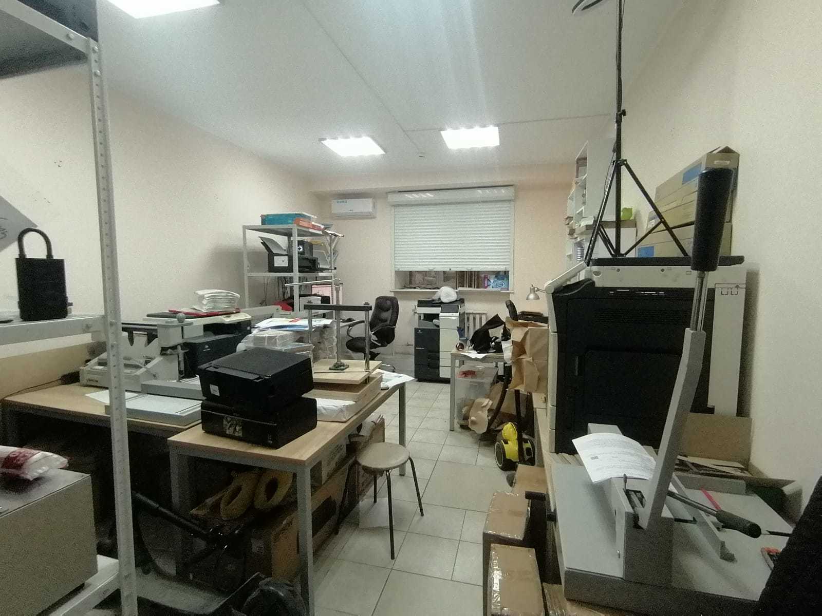 Продажа коммерческой недвижимости, 171м <sup>2</sup>, Самара, Мичурина улица,  126