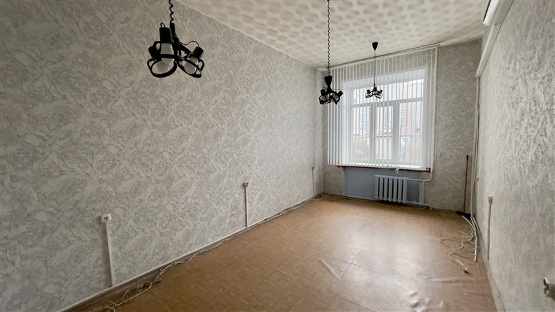 Продажа коммерческой недвижимости, 1334м <sup>2</sup>, Самара, Чернореченская улица,  21