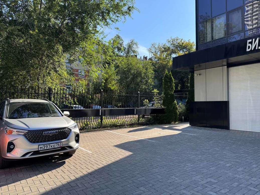 Аренда коммерческой недвижимости, 370м <sup>2</sup>, Самара, Гагарина улица,  1а