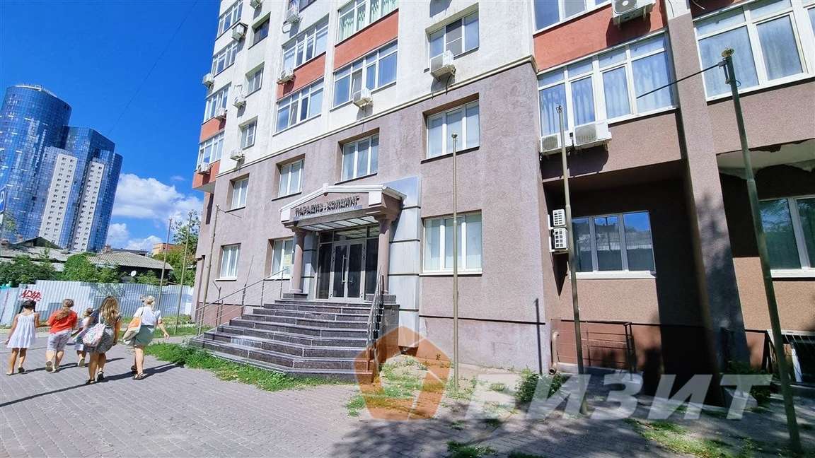 Продажа коммерческой недвижимости, 636м <sup>2</sup>, Самара, Братьев Коростелёвых улица,  152