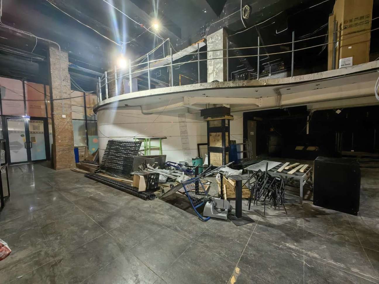 Аренда коммерческой недвижимости, 716м <sup>2</sup>, Самара, Лесная улица,  23к5