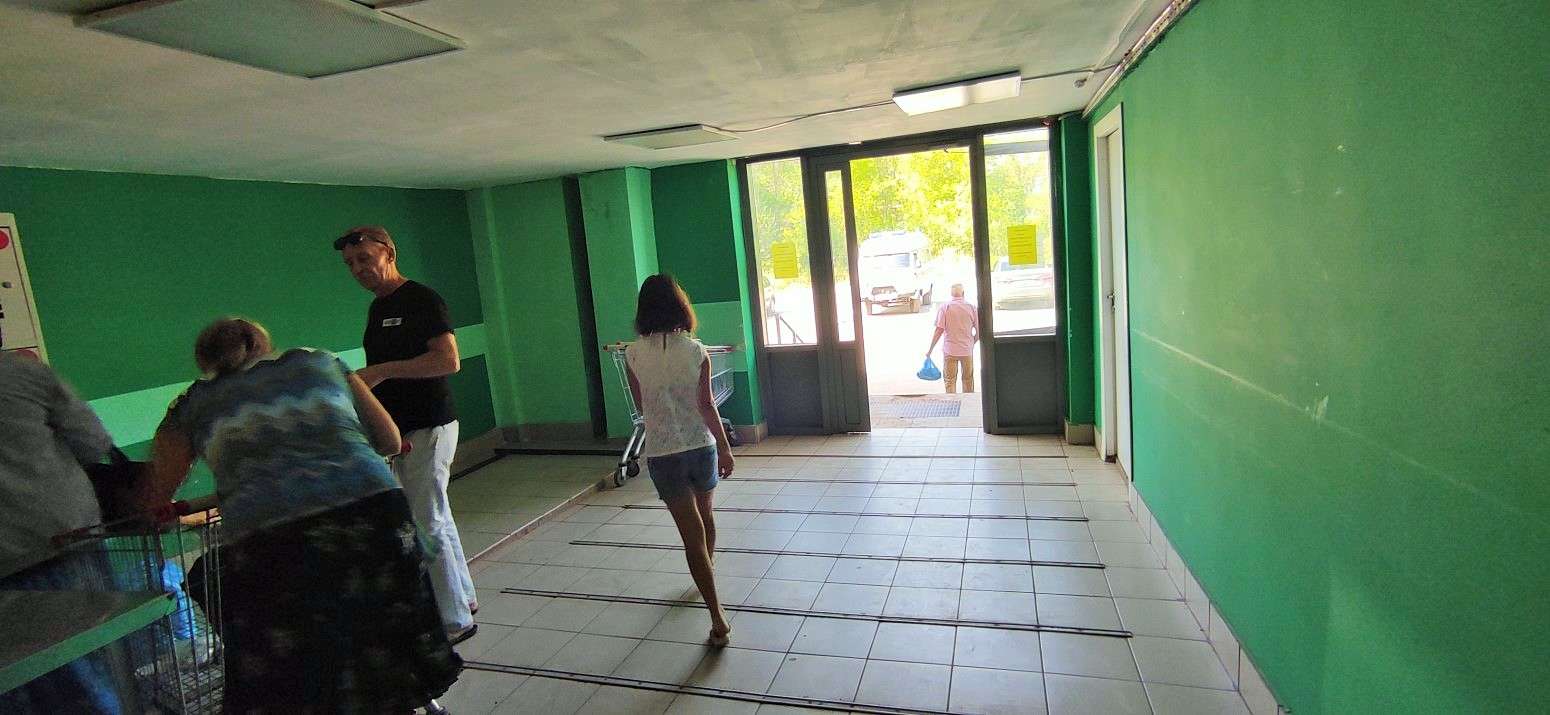 Продажа коммерческой недвижимости, 1130м <sup>2</sup>, Кинель, Маяковского улица,  92Б