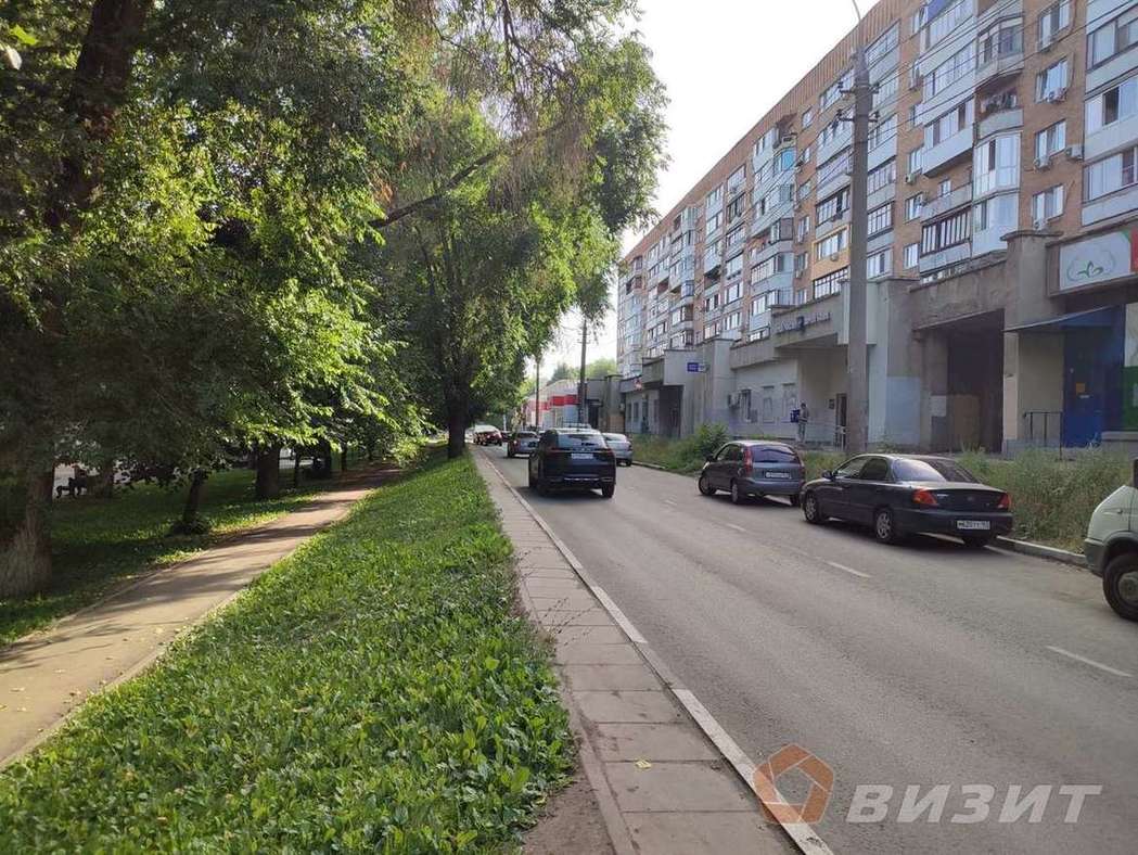 Продажа коммерческой недвижимости, 140м <sup>2</sup>, Самара, Юных Пионеров проспект,  142