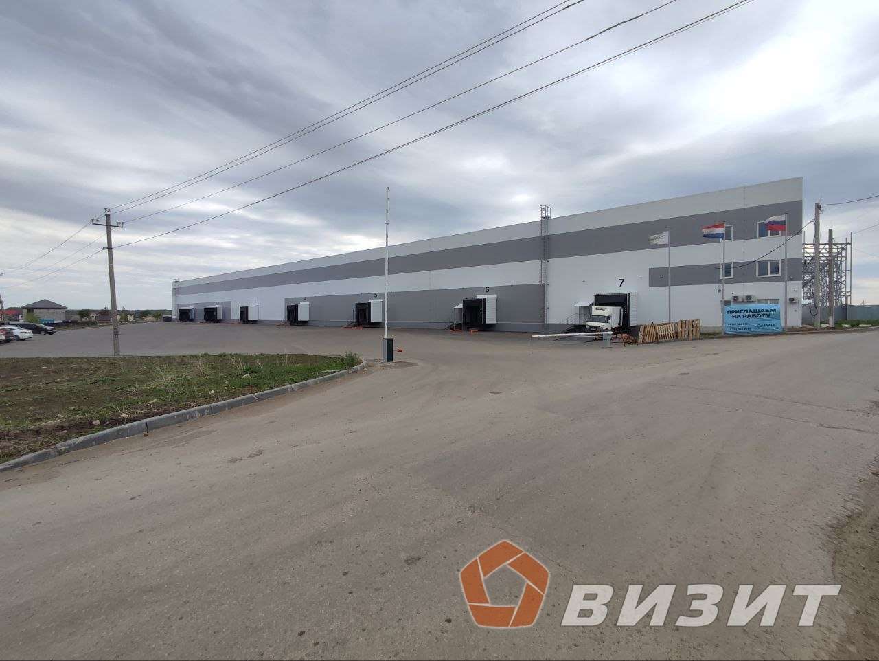 Аренда коммерческой недвижимости, 5000м <sup>2</sup>, Лопатино, улица Мира,  16/8