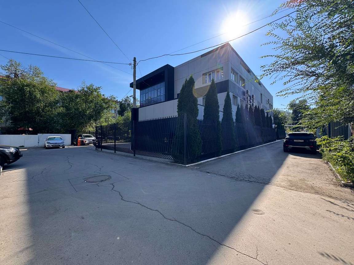 Аренда коммерческой недвижимости, 370м <sup>2</sup>, Самара, Гагарина улица,  1а