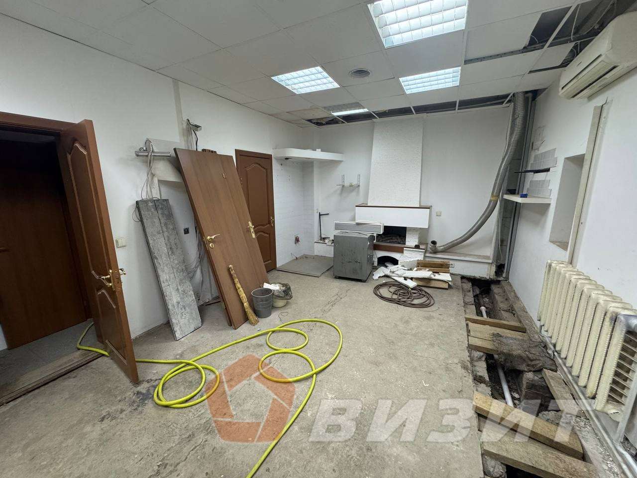 Продажа коммерческой недвижимости, 230м <sup>2</sup>, Самара, Финская улица,  96