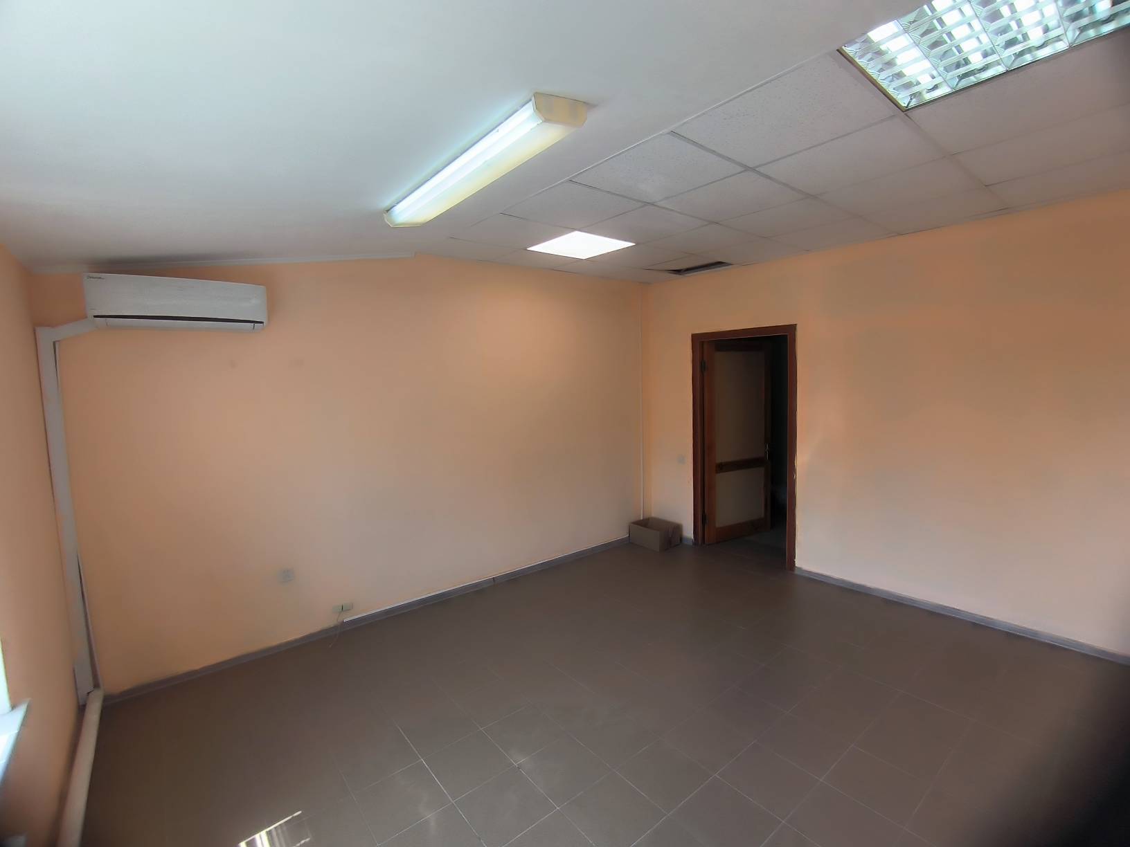 Продажа коммерческой недвижимости, 959м <sup>2</sup>, Самара, Бобруйская улица,  134