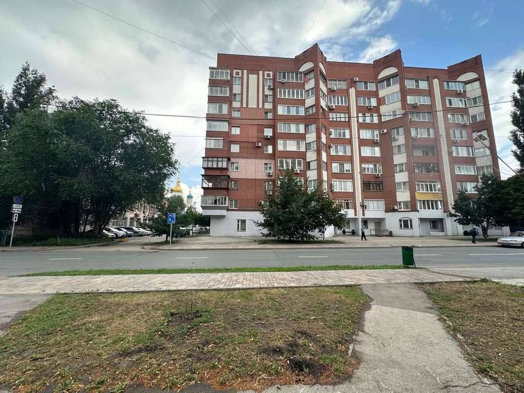 Аренда коммерческой недвижимости, 220м <sup>2</sup>, Самара, Арцыбушевская улица,  3А