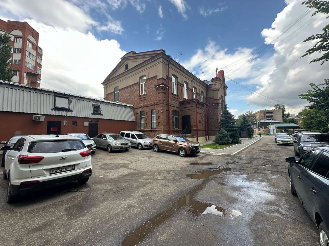 Аренда коммерческой недвижимости, 220м <sup>2</sup>, Самара, Арцыбушевская улица,  3А