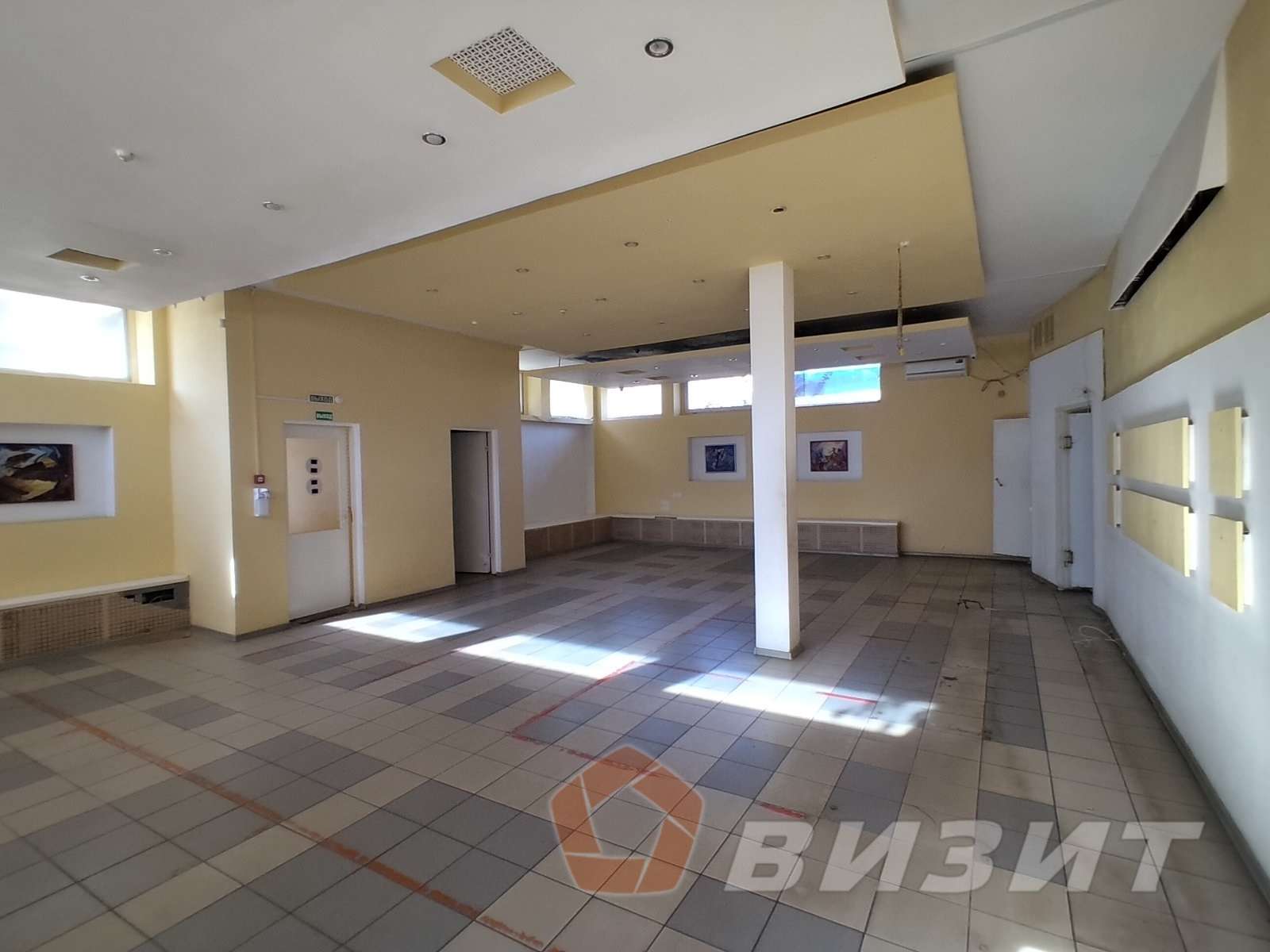 Аренда коммерческой недвижимости, 289м <sup>2</sup>, Самара, Хлебная пл,  кА