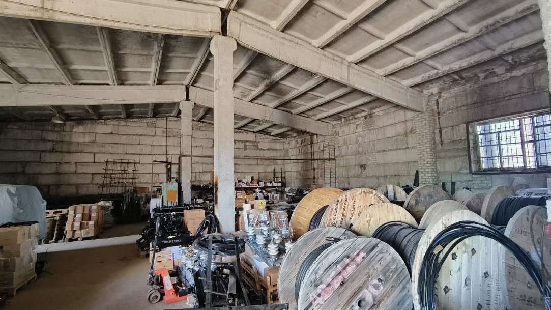 Продажа коммерческой недвижимости, 828м <sup>2</sup>, Самарская, Заводская улица,  43