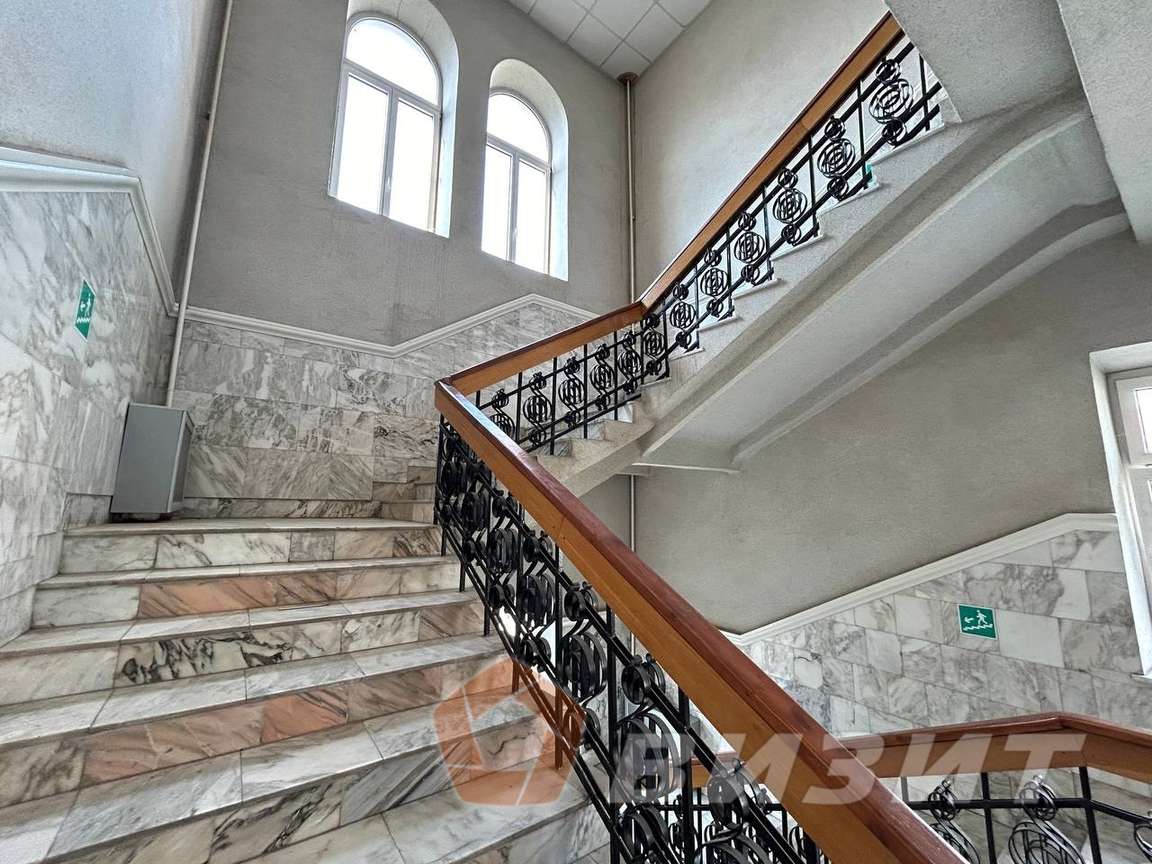 Продажа коммерческой недвижимости, 2062м <sup>2</sup>, Самара, Самарская улица,  190