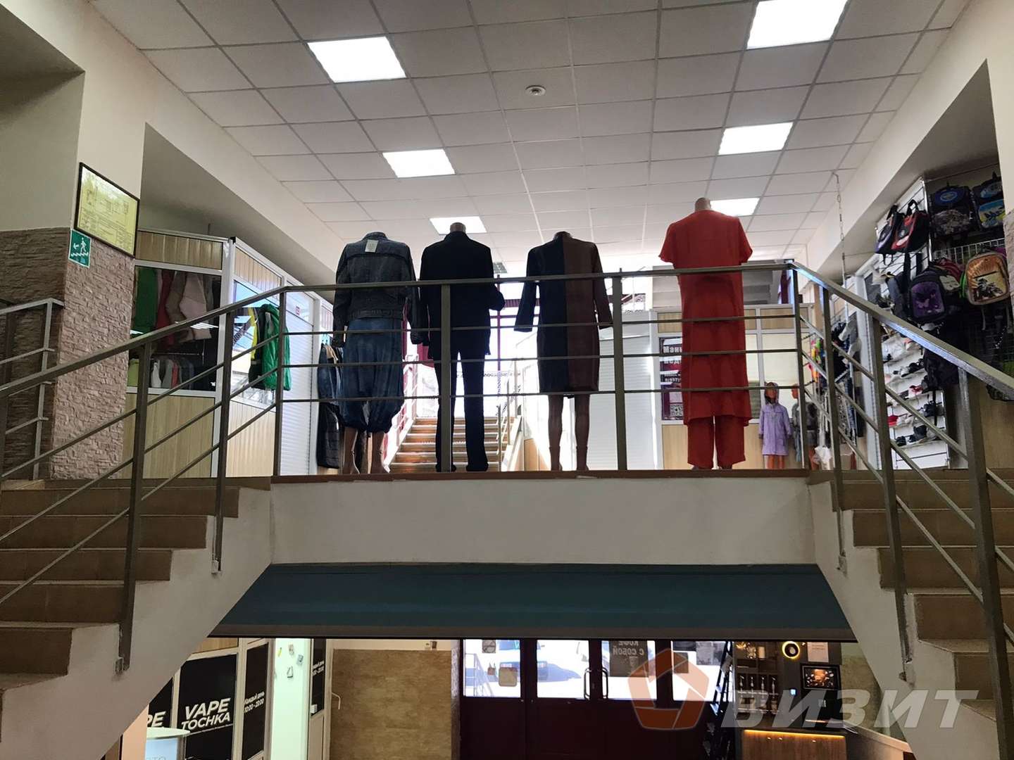 Продажа коммерческой недвижимости, 1608м <sup>2</sup>, Кинель-Черкассы, Молодогвардейская улица,  68