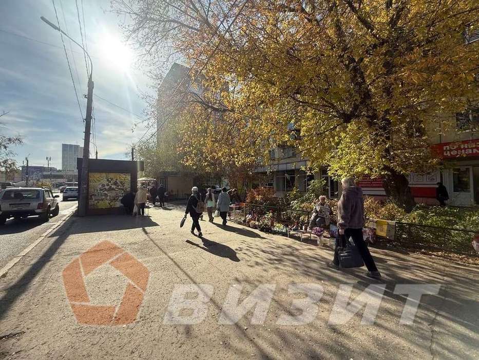 Аренда коммерческой недвижимости, 240м <sup>2</sup>, Самара, Революционная улица,  163