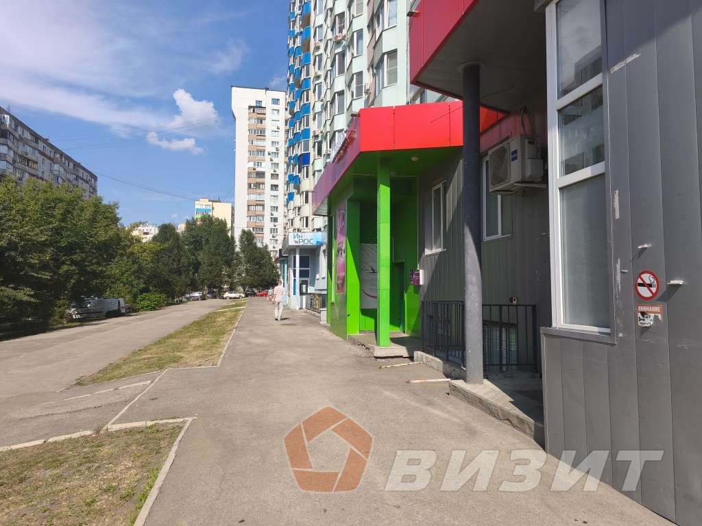 Продажа коммерческой недвижимости, 425м <sup>2</sup>, Самара, Молодежная улица,  8Б