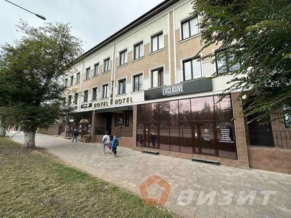 Продажа коммерческой недвижимости, 980м <sup>2</sup>, Самара, 3-я просека,  64